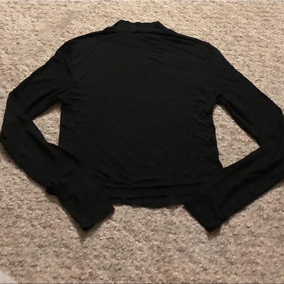 Black long sleeve - Picture 2 of 2